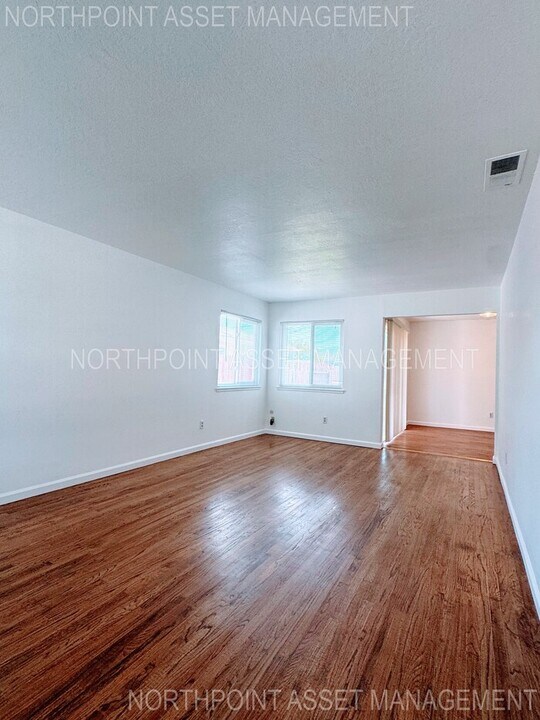 10097 Nebula Way in Sacramento, CA - Building Photo
