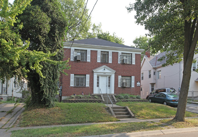 1226 Franklin Ave in Cincinnati, OH - Building Photo - Building Photo