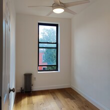 331 16th St, Unit Apt 3 in Brooklyn, NY - Foto de edificio - Building Photo