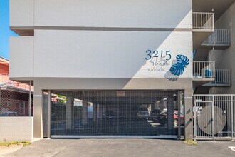 3215 Hoolulu St in Honolulu, HI - Foto de edificio - Building Photo