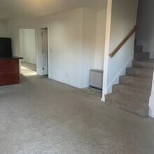 95 Trinity Cir in Rochester, NH - Building Photo - Building Photo