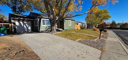1845 Lassen Dr in Reno, NV - Building Photo - Building Photo
