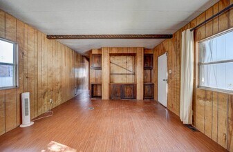 4704 Auburn St in Lubbock, TX - Building Photo - Building Photo