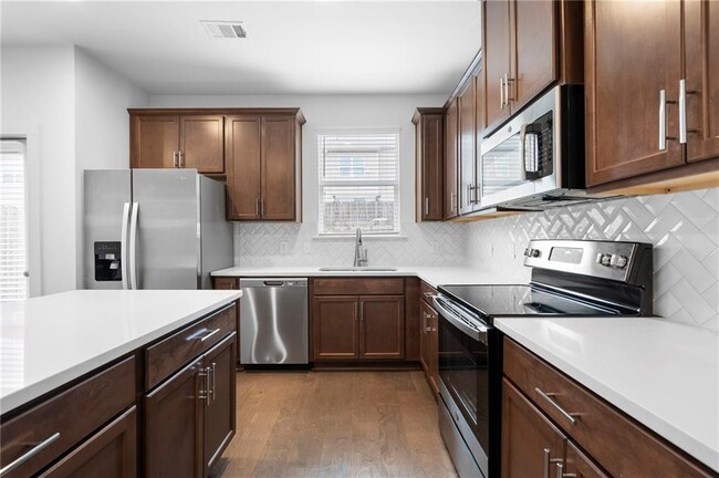 6256 Hillandale Dr in Lithonia, GA - Building Photo - Building Photo