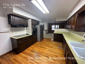 2714 Karnes Rd in St. Joseph, MO - Building Photo - Building Photo