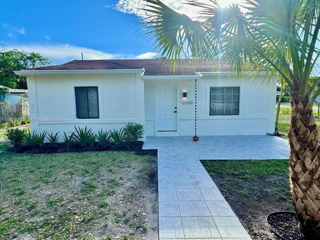 12260 NW 8th Ave in North Miami, FL - Building Photo - Building Photo