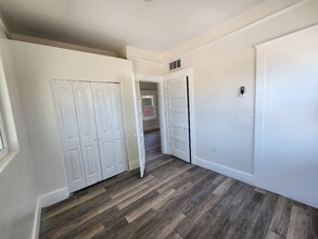 2041 W Jefferson St in Phoenix, AZ - Building Photo - Building Photo