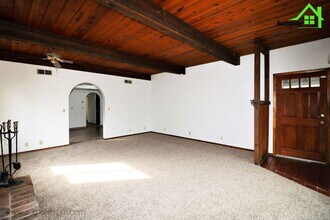 3194 Veda St in Redding, CA - Building Photo - Building Photo