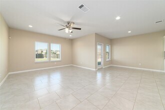 5615 Cedar Cres Ct in Richmond, TX - Foto de edificio - Building Photo