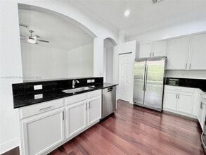 4451 Laurel Pl in Weston, FL - Building Photo - Building Photo