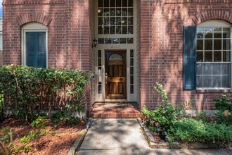 2407 Gentle Brook Ct in Houston, TX - Foto de edificio - Building Photo
