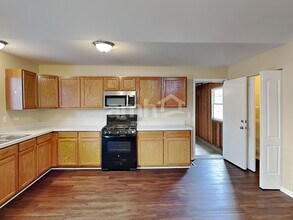 816 Shorewood Dr in Shorewood, IL - Building Photo - Building Photo