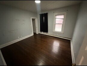 141 Ashley St in Hartford, CT - Building Photo - Building Photo