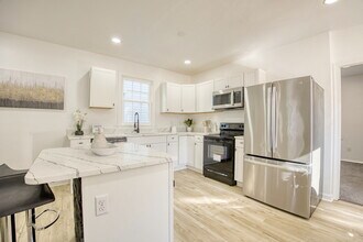 910 Rugby St in Norfolk, VA - Building Photo - Building Photo