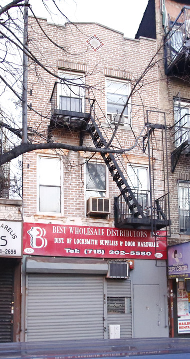 322 Roebling St in Brooklyn, NY - Building Photo