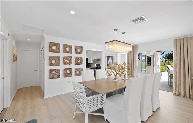 property at 2728 Crayton Rd