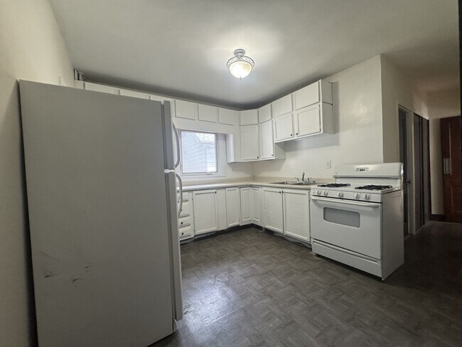 157 Benson St in Albany, NY - Building Photo - Building Photo