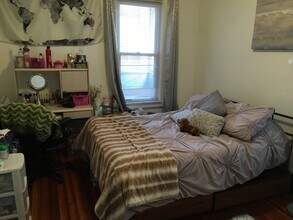 162 Kelton St, Unit 1T in Boston, MA - Building Photo - Building Photo