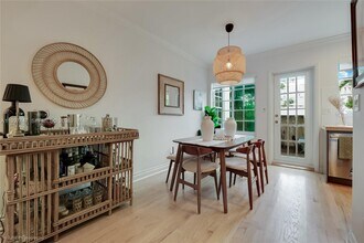 21 Madeira Ave in Coral Gables, FL - Building Photo - Building Photo