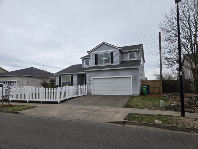 5266 Donohoe Ave in Eugene, OR - Building Photo - Building Photo