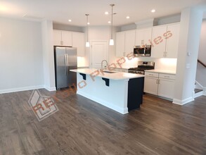 238 Deardom Wy in Chapel Hill, NC - Building Photo - Building Photo