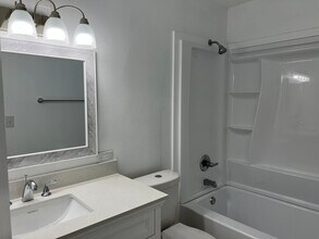 217 Bay St NW in Fort Walton Beach, FL - Building Photo - Building Photo