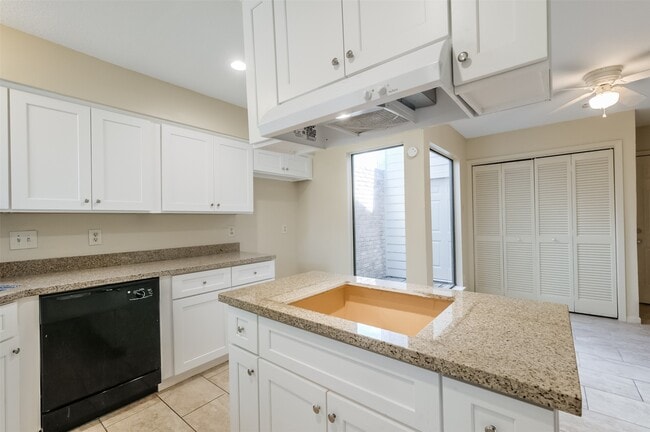 property at 514 Shady Dale Dr