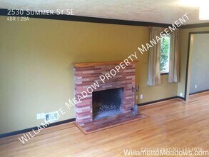 2530 Summer St SE in Salem, OR - Building Photo - Building Photo