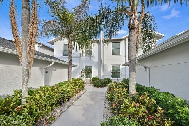 property at 1320 Charleston Square Dr