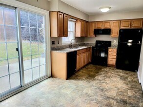 6 Maple Ave in Goshen, NY - Building Photo - Building Photo