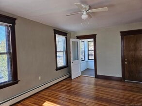 169 Winchester Ave-Unit -2 in New Haven, CT - Building Photo - Building Photo