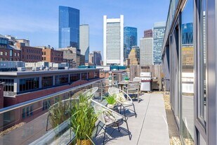 346 Congress St in Boston, MA - Building Photo