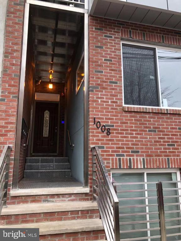 1008 Green St in Philadelphia, PA - Building Photo - Building Photo