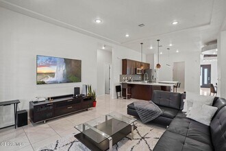 244 Saltford Pl in El Paso, TX - Building Photo - Building Photo