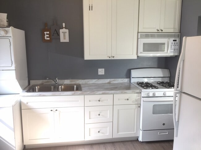 property at 5300 Ervin St