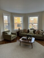 3 Alton Pl, Unit 2 in Brookline, MA - Building Photo
