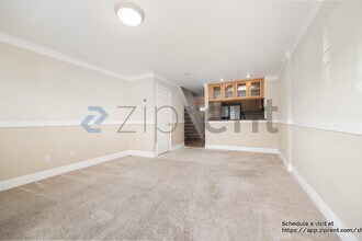 10264 Maya Linda Rd in San Diego, CA - Building Photo - Building Photo