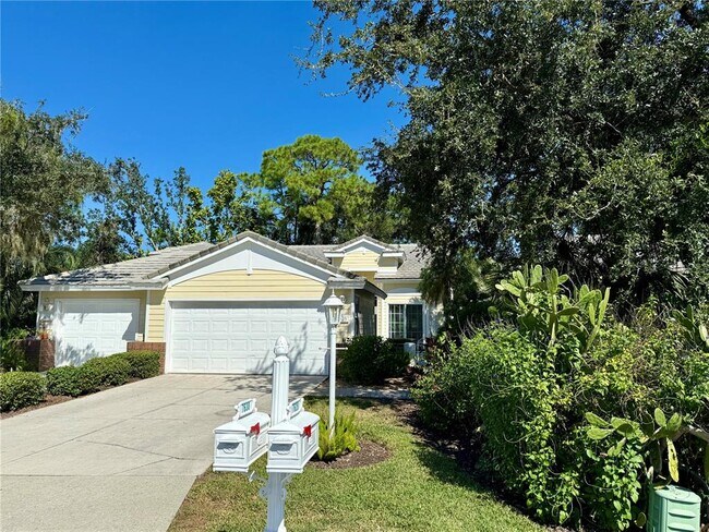 7628 Whitebridge Glen in University Park, FL - Building Photo - Building Photo