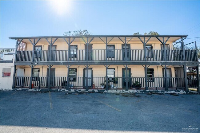 14 North St in Mercedes, TX - Building Photo - Building Photo