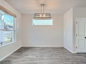 8801 Whitter Dr in Austin, TX - Foto de edificio - Building Photo