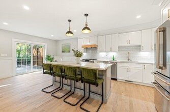 110 Wilson Rd in Bedford, MA - Building Photo - Building Photo