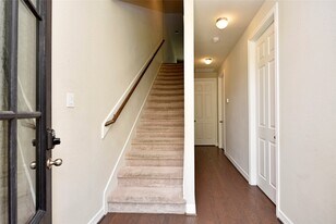 9428 Caddo Ridge Ln in Houston, TX - Building Photo