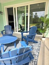 9245 Cool Breeze Dr in Panama City Beach, FL - Foto de edificio - Building Photo
