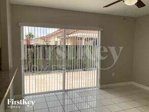 12964 NW 8th Ln in Miami, FL - Building Photo - Building Photo