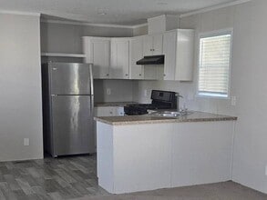 602 W 9th St in Storm Lake, IA - Building Photo - Building Photo