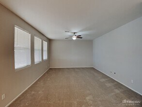 3521 Tesoro Del Valle Ct in North Las Vegas, NV - Building Photo - Building Photo