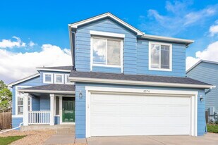 8574 Bluegrass Cir in Parker, CO - Building Photo