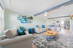 885 Santa Rosa Blvd in Fort Walton Beach, FL - Building Photo