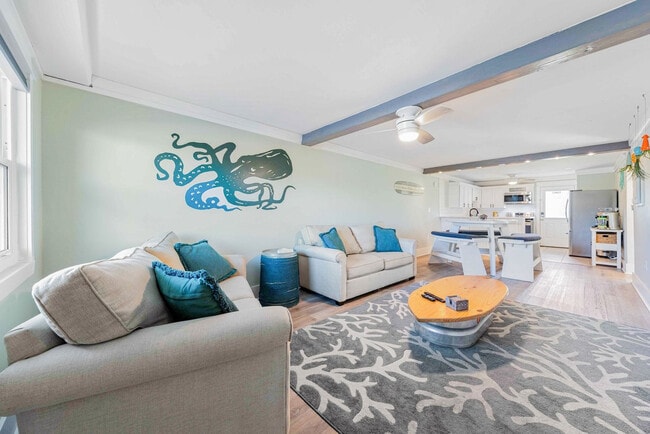 property at 885 Santa Rosa Blvd