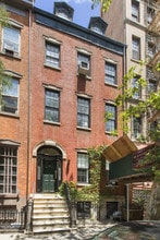 59 Morton St in New York, NY - Building Photo - Building Photo